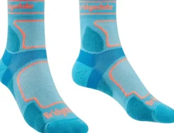 Bridgedale Womens Trail Run Ultralight T2 Coolmax Sport 3/4 Crew Socks - Blue