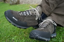 Meindl Mens Ontario GTX Shoes - Black-Brown