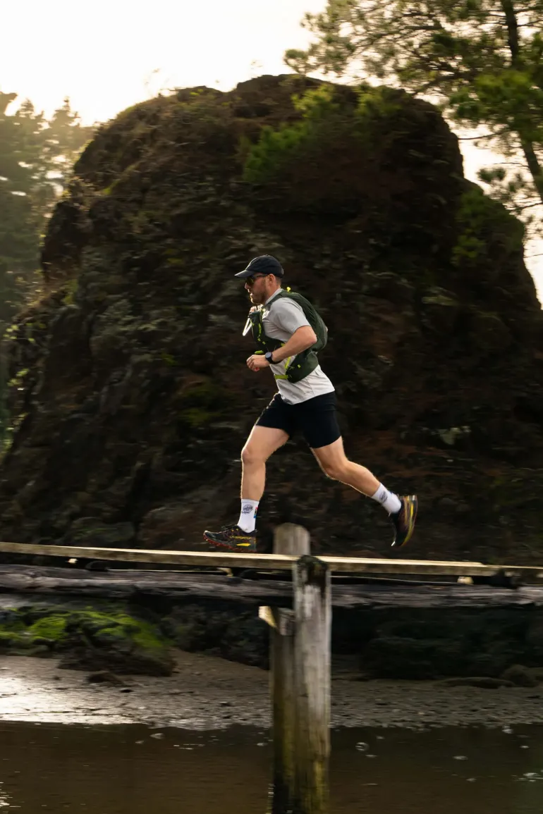 Osprey Duro 15 with Flasks - Phantom Grey-Toffee Orange