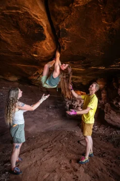 Rab Mens Rivelin Pocket Tee - Pollen