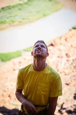 Rab Mens Rivelin Pocket Tee - Pollen